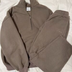 Aritzia Brown Sweatsuit